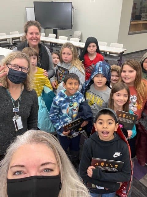 Group photo of Dodgeland Elementary School students