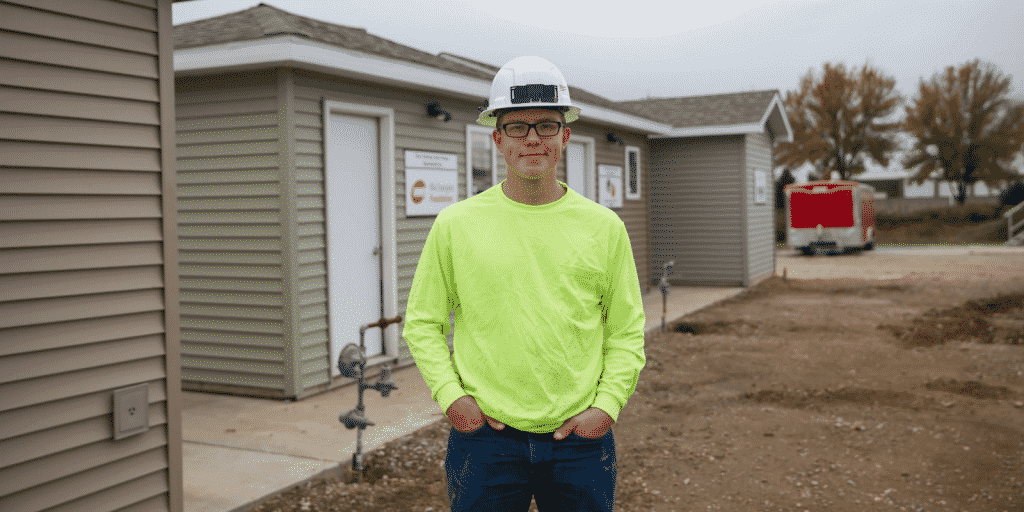 Izak Gruber, Gas Utility Construction and Service