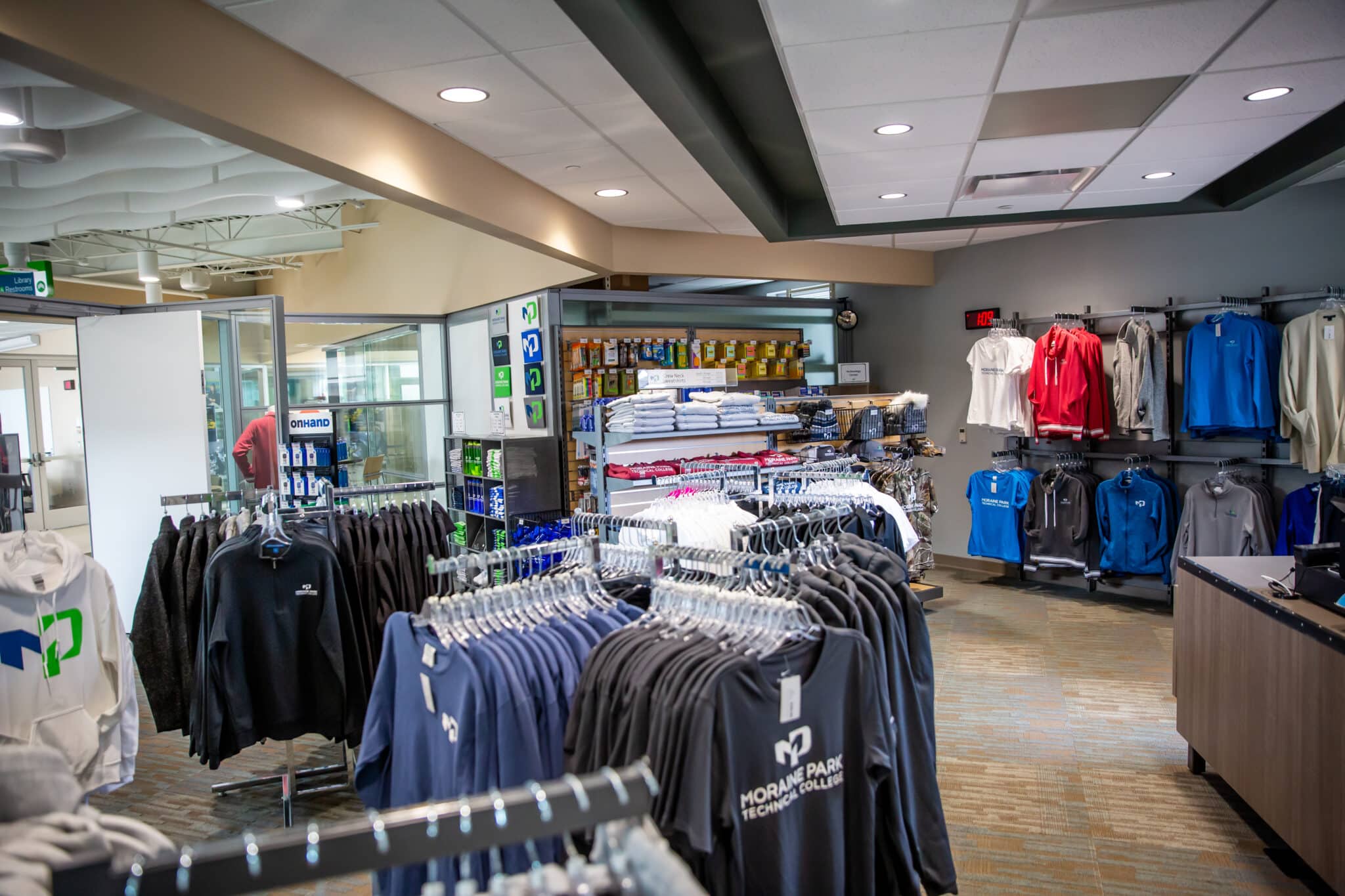 Spirit Store - All the Moraine Park Gear in one Place