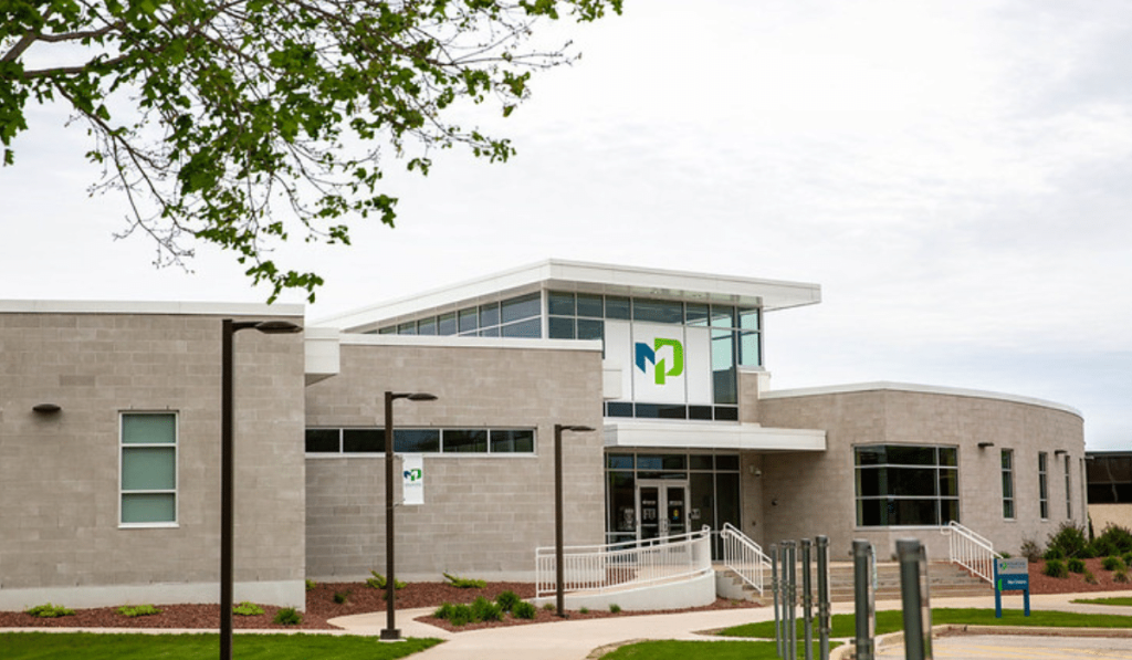 Fond du Lac Campus photo