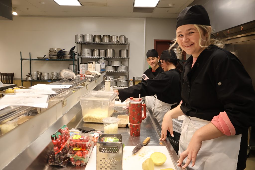 St. Mary's Springs students in culinary classroom