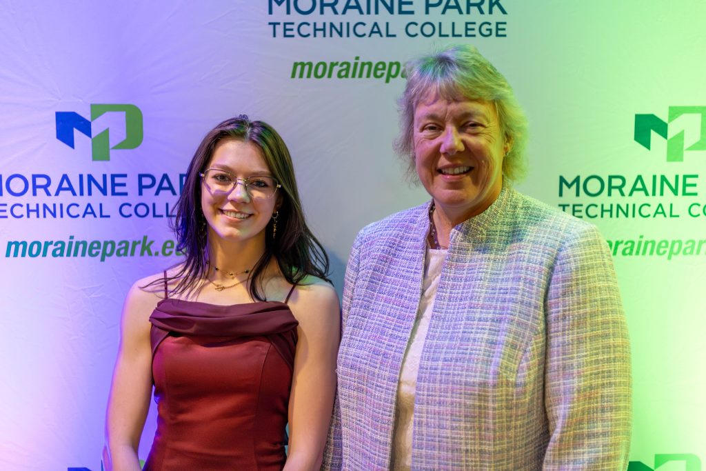 Cynthia Benzel and President Bonnie Baerwald.